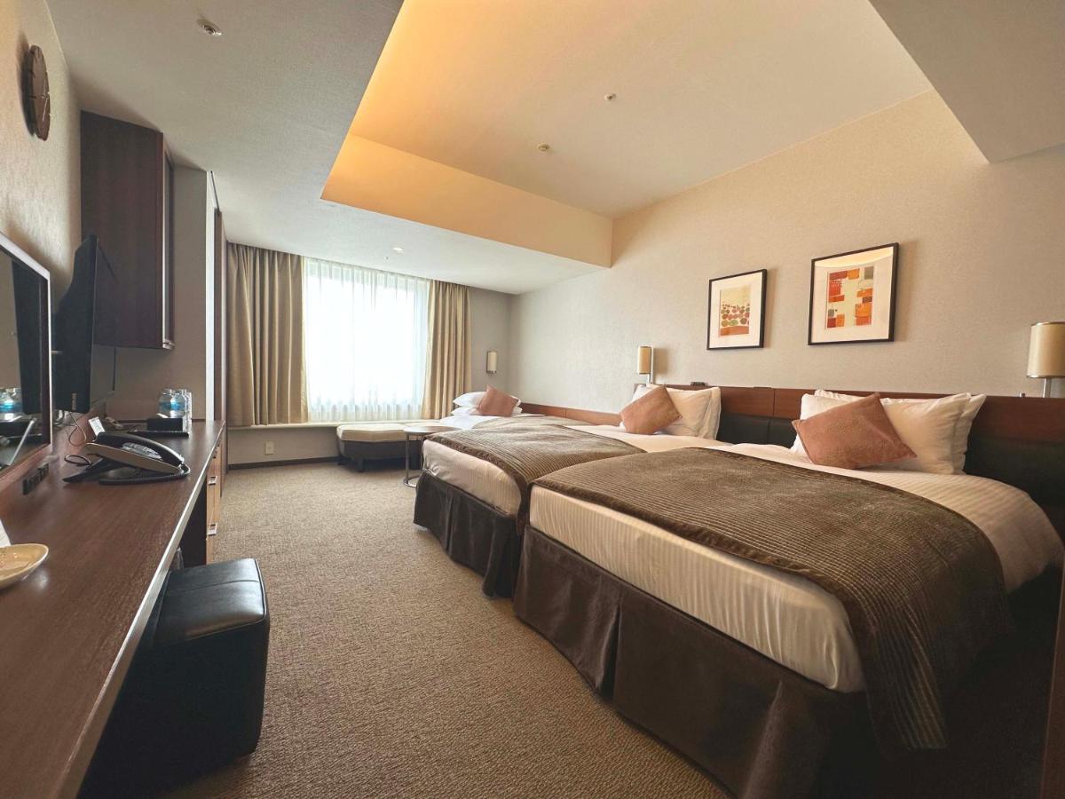 Tokyo Bay Maihama Hotel Тиба Экстерьер фото